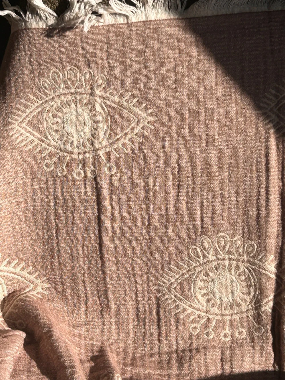 Eyes 100% Organic Woven Cotton Blanket Towel Wrap Taupe + Cream NEW